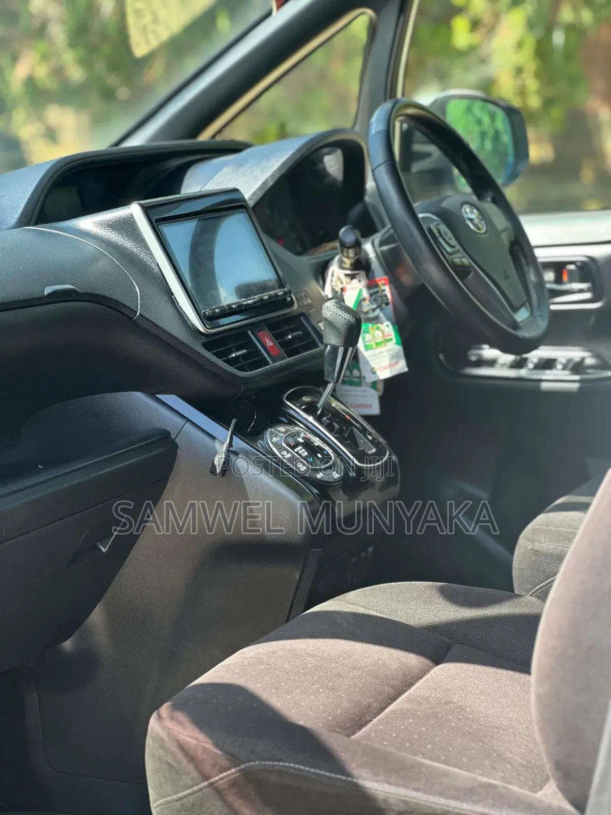 Toyota Noah 2019 Pearl