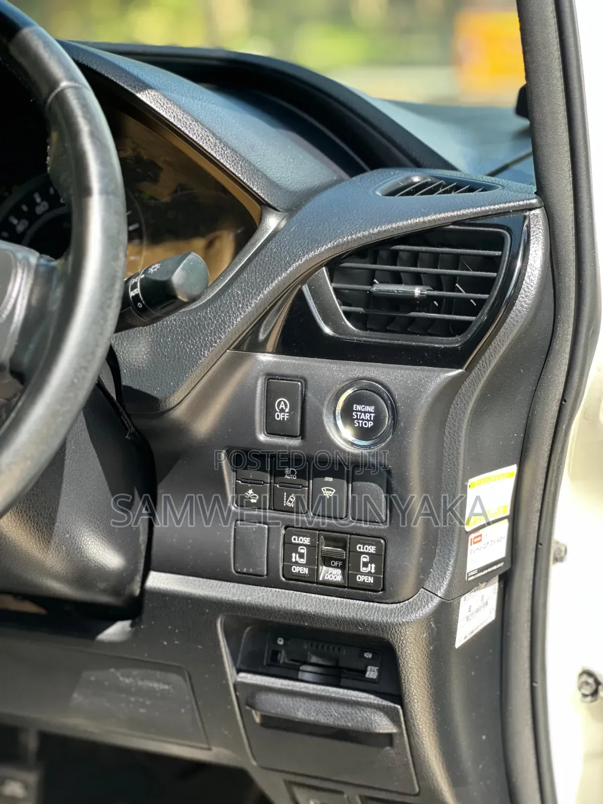 Toyota Noah 2019 Pearl