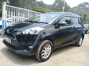 Toyota Sienta 2016 Black