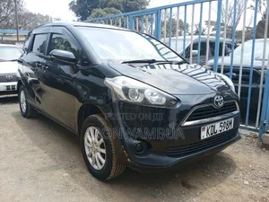 Toyota Sienta 2016 Black