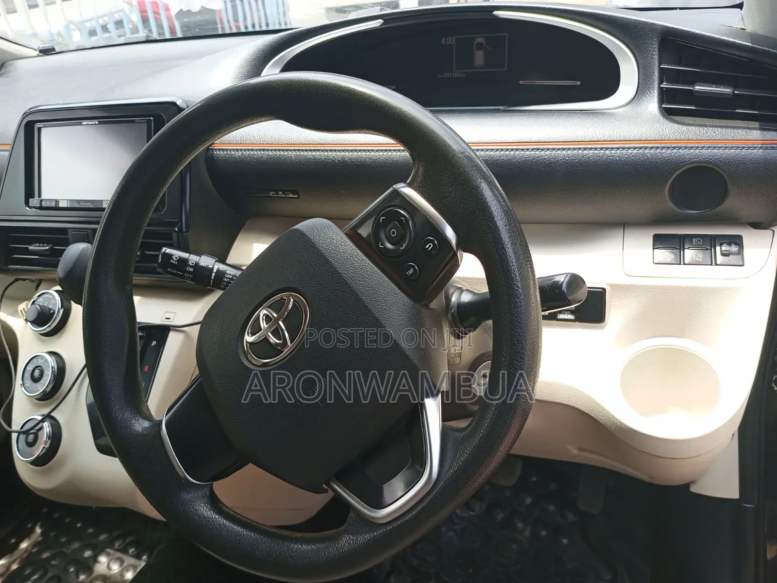 Toyota Sienta 2016 Black