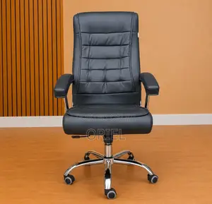 Executive Office Chair : Swivel Leather Padded Chair