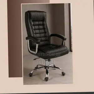 Executive Office Chair : Swivel Leather Padded Chair