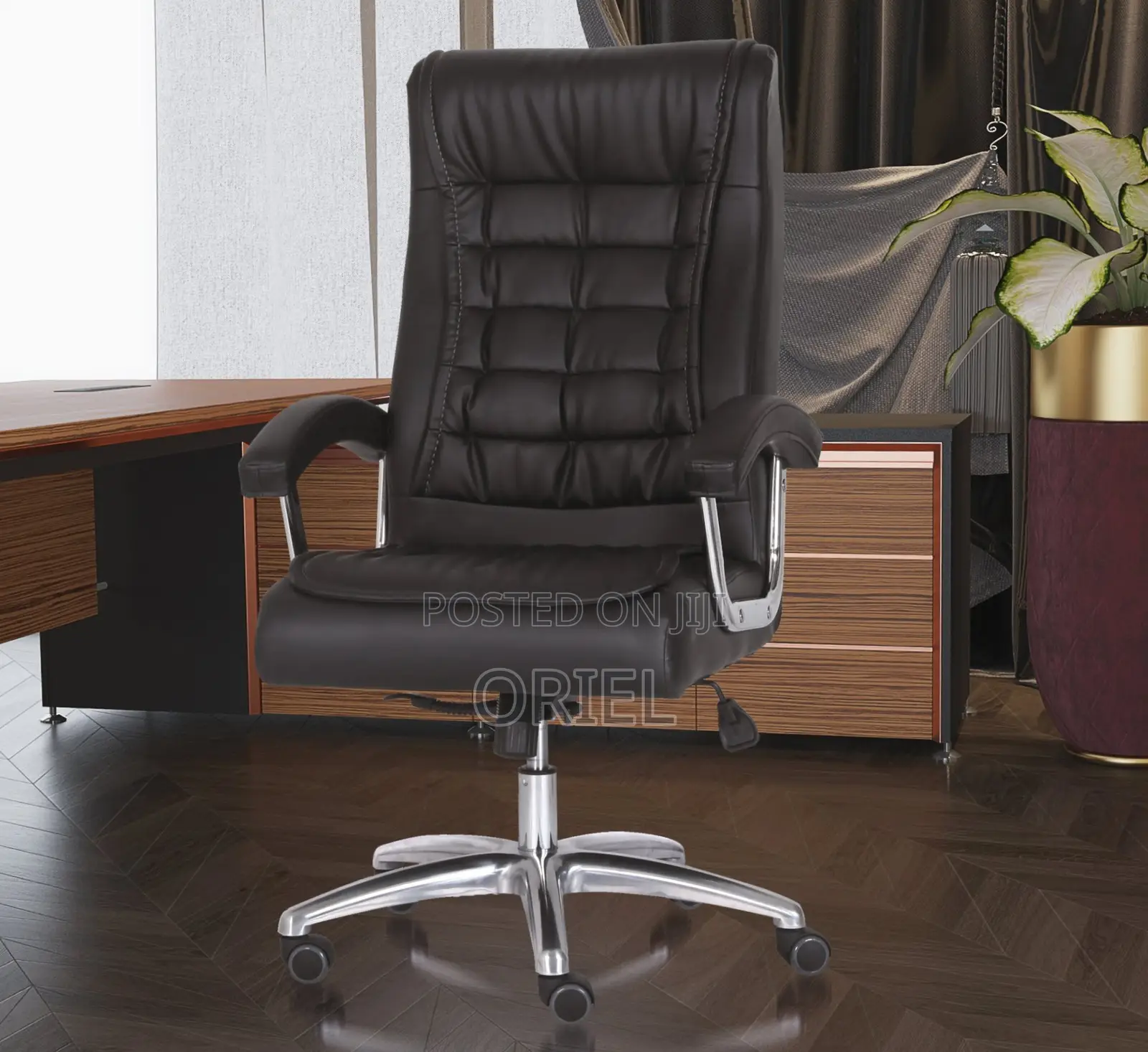 Executive Office Chair : Swivel Leather Padded Chair