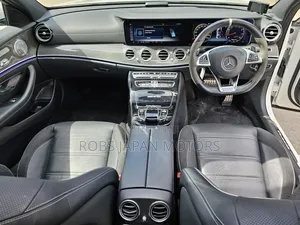 Mercedes-Benz E63 2018 Off white