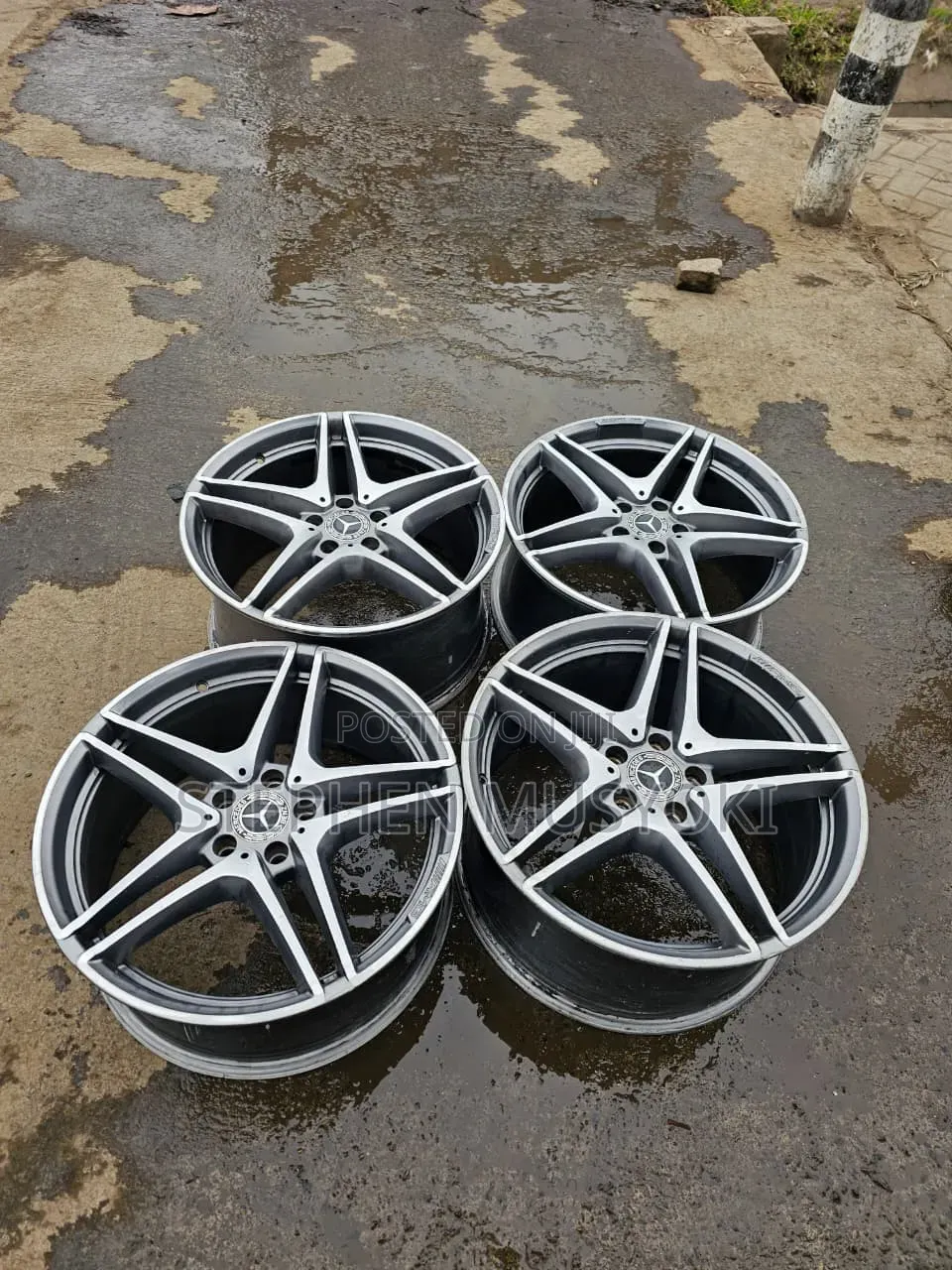 Mercedes Benz E250,e350 , Size 19inch Staggered Rims