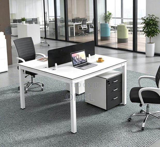 2-Way Office Workstation : White Office Workstation