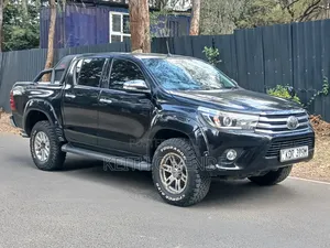 Toyota Hilux 2018 Black