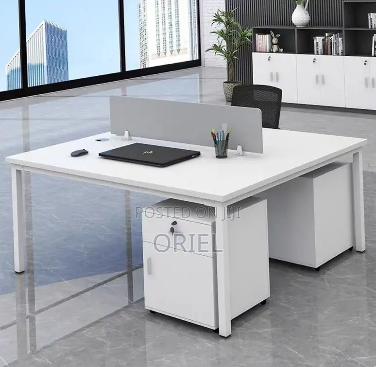 2-Way Office Workstation : White Office Workstation