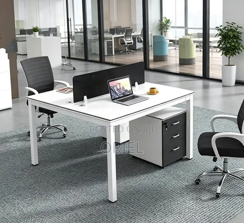 2-Way Office Workstation : White Office Workstation