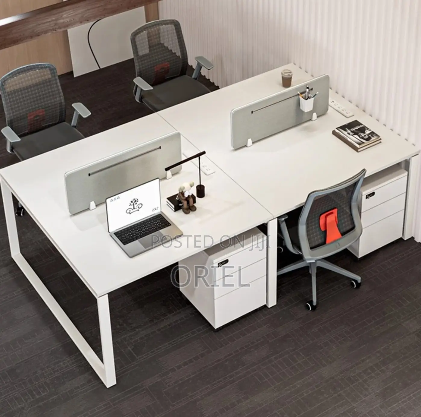 2-Way Office Workstation : White Office Workstation