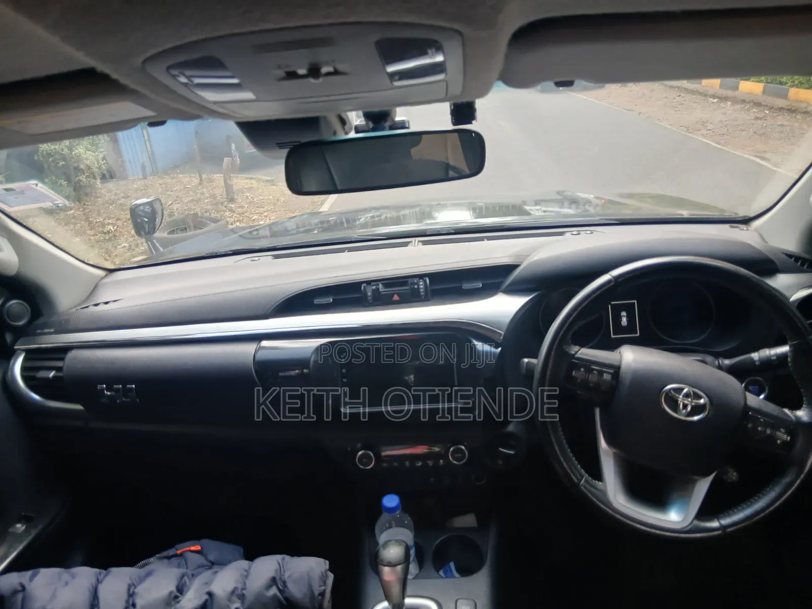 Toyota Hilux 2018 Black