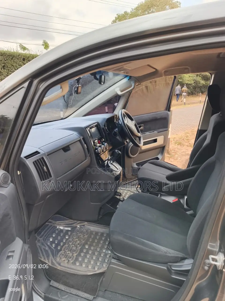 Mitsubishi Delica 2015 Gray