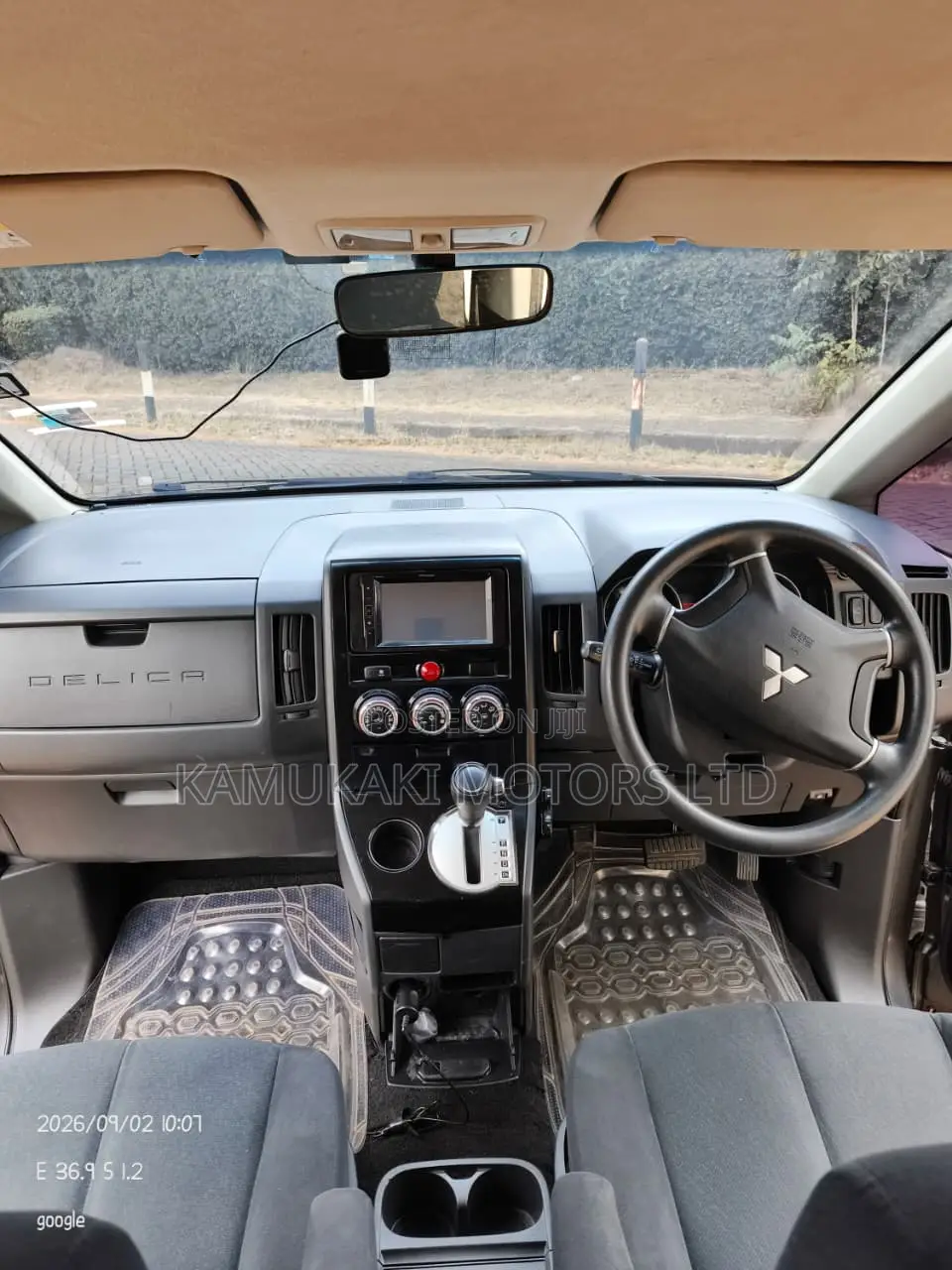 Mitsubishi Delica 2015 Gray