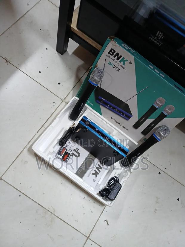 BNK BK701 VHF Dual Channel Wireless Microphone System
