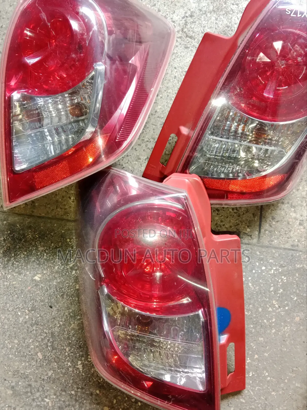Ractis 2008 Tail Lights
