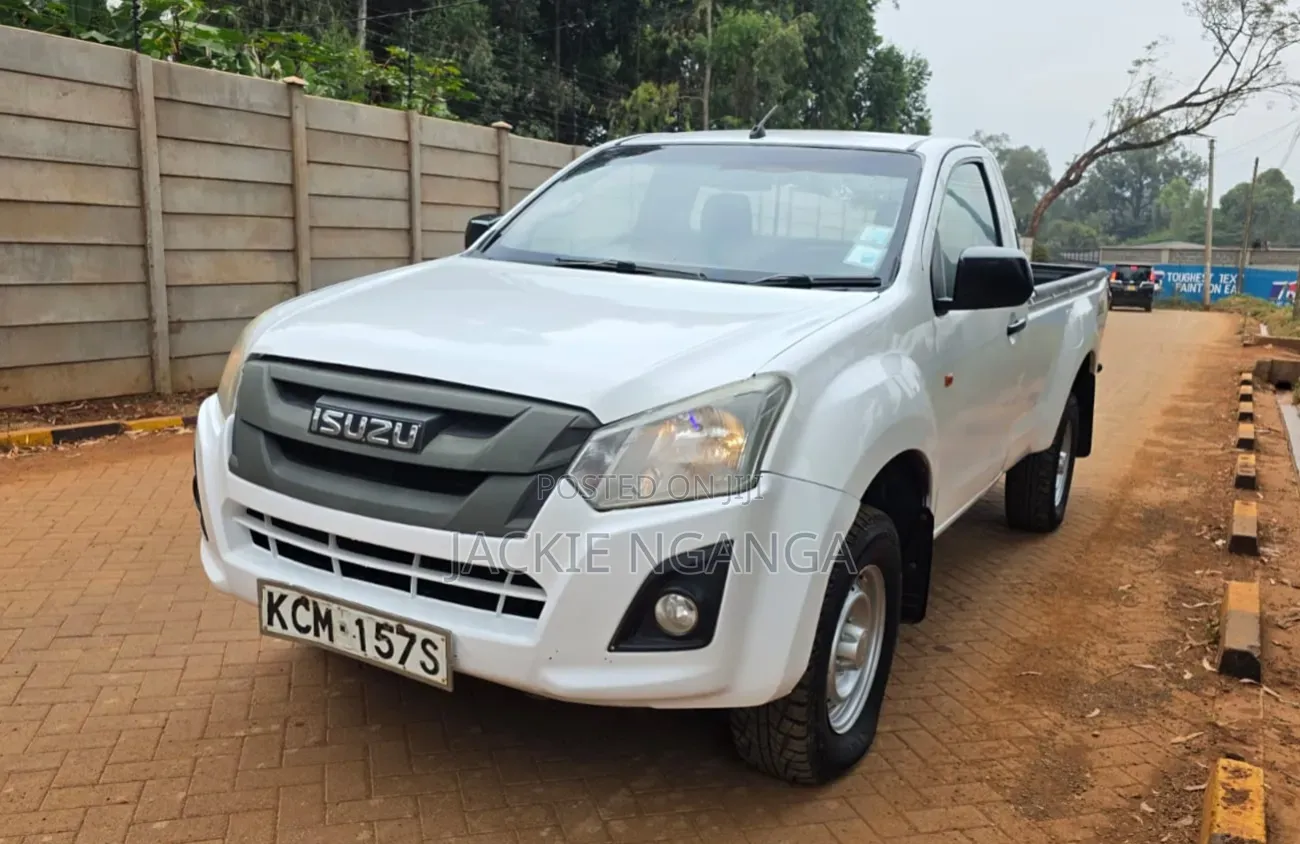 Isuzu D-MAX 2017 White