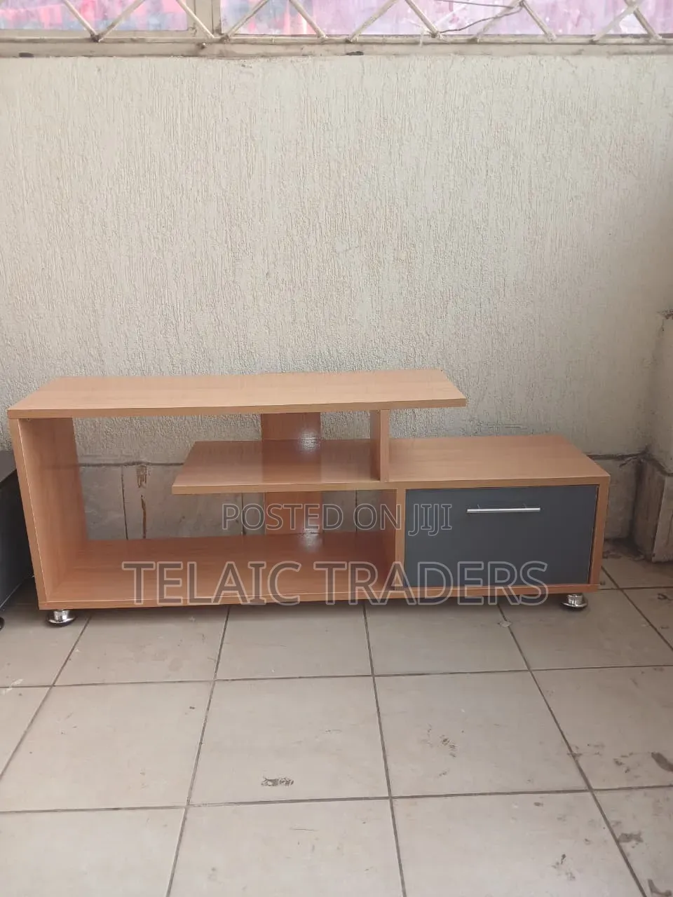 Michigan 4ft TV  Stand