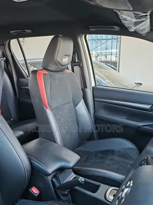 Toyota Hilux 2022 Pearl