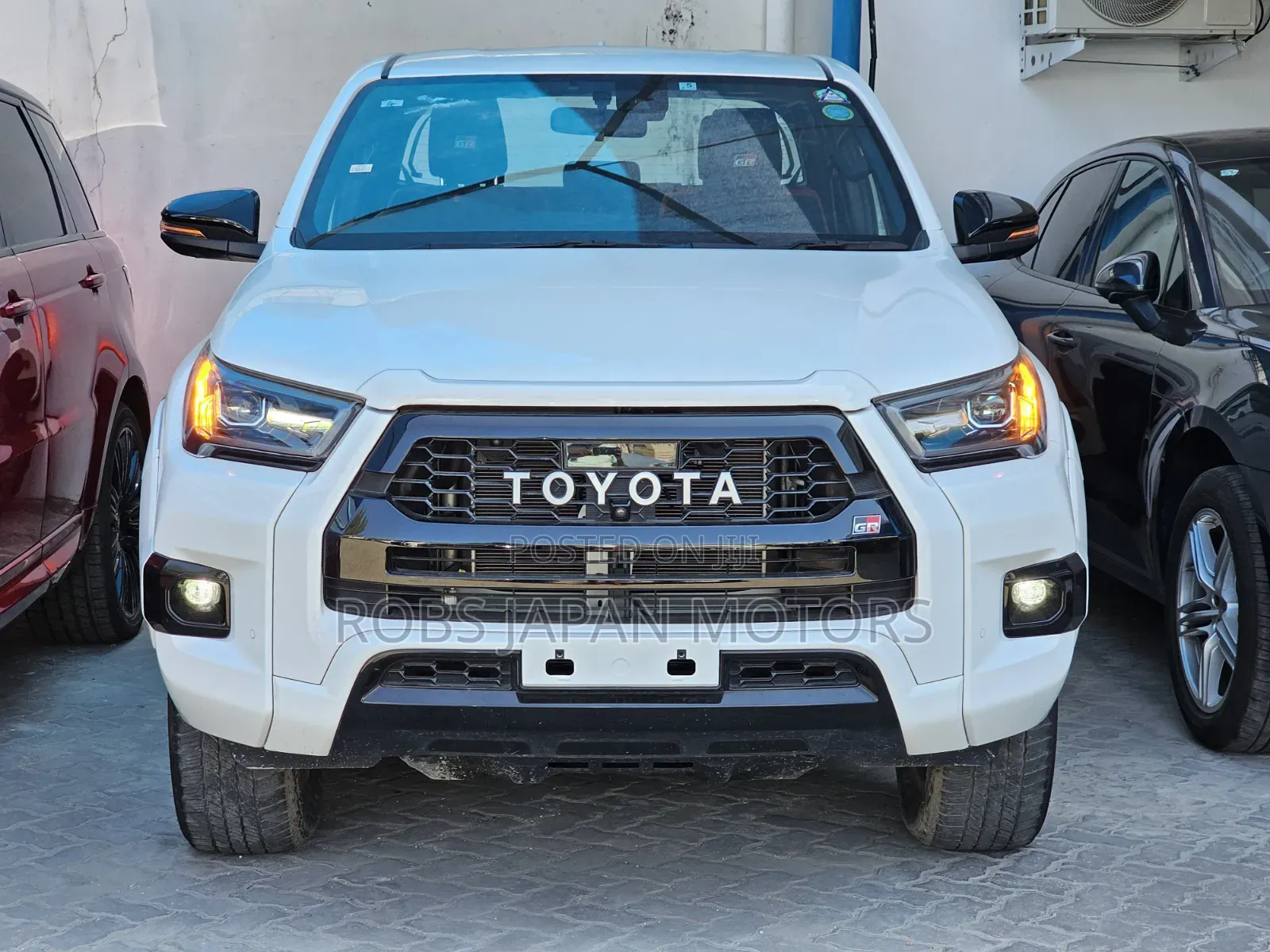 Toyota Hilux 2022 Pearl
