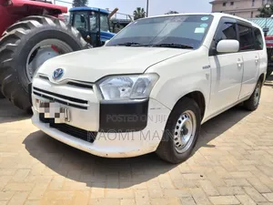 Toyota Succeed 2019 White