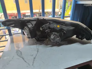 Honda Insight Ex Japan Xenon Headlights.