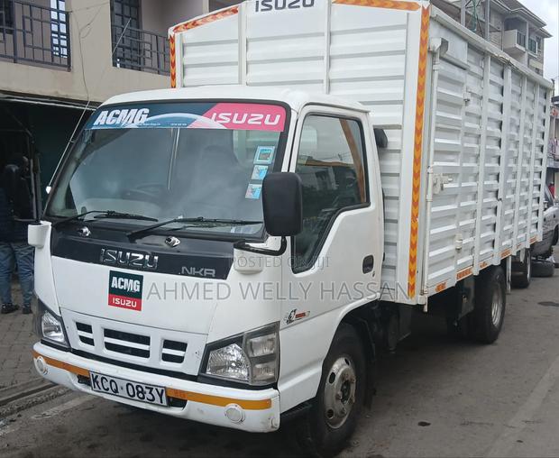 Isuzu NKR 4.3 Local