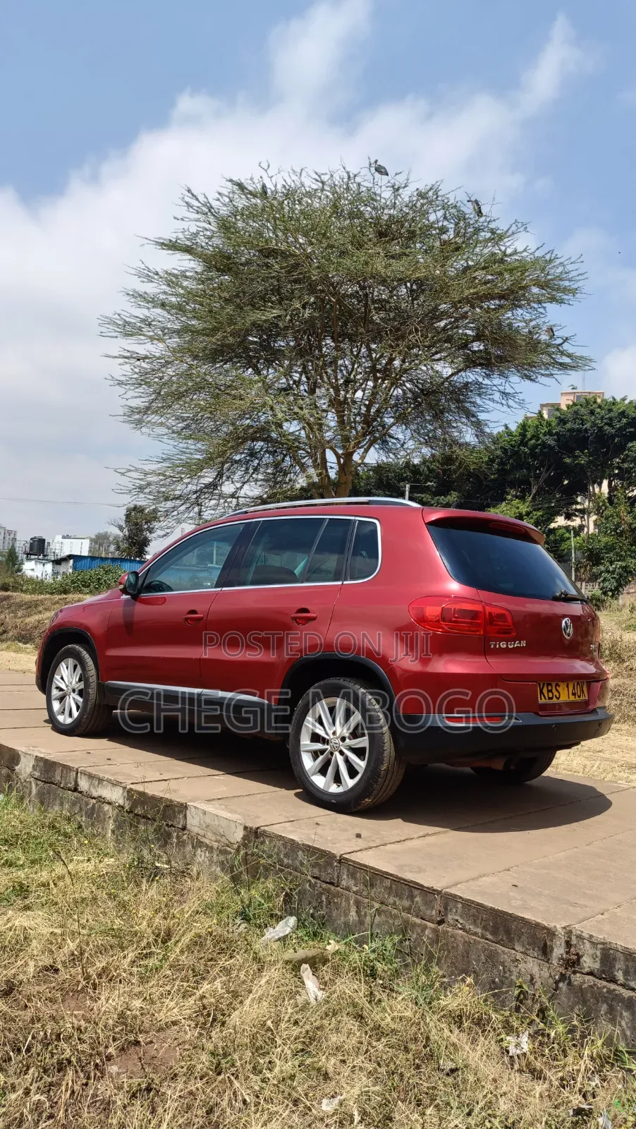Volkswagen Tiguan SE 4Motion 2011 Red
