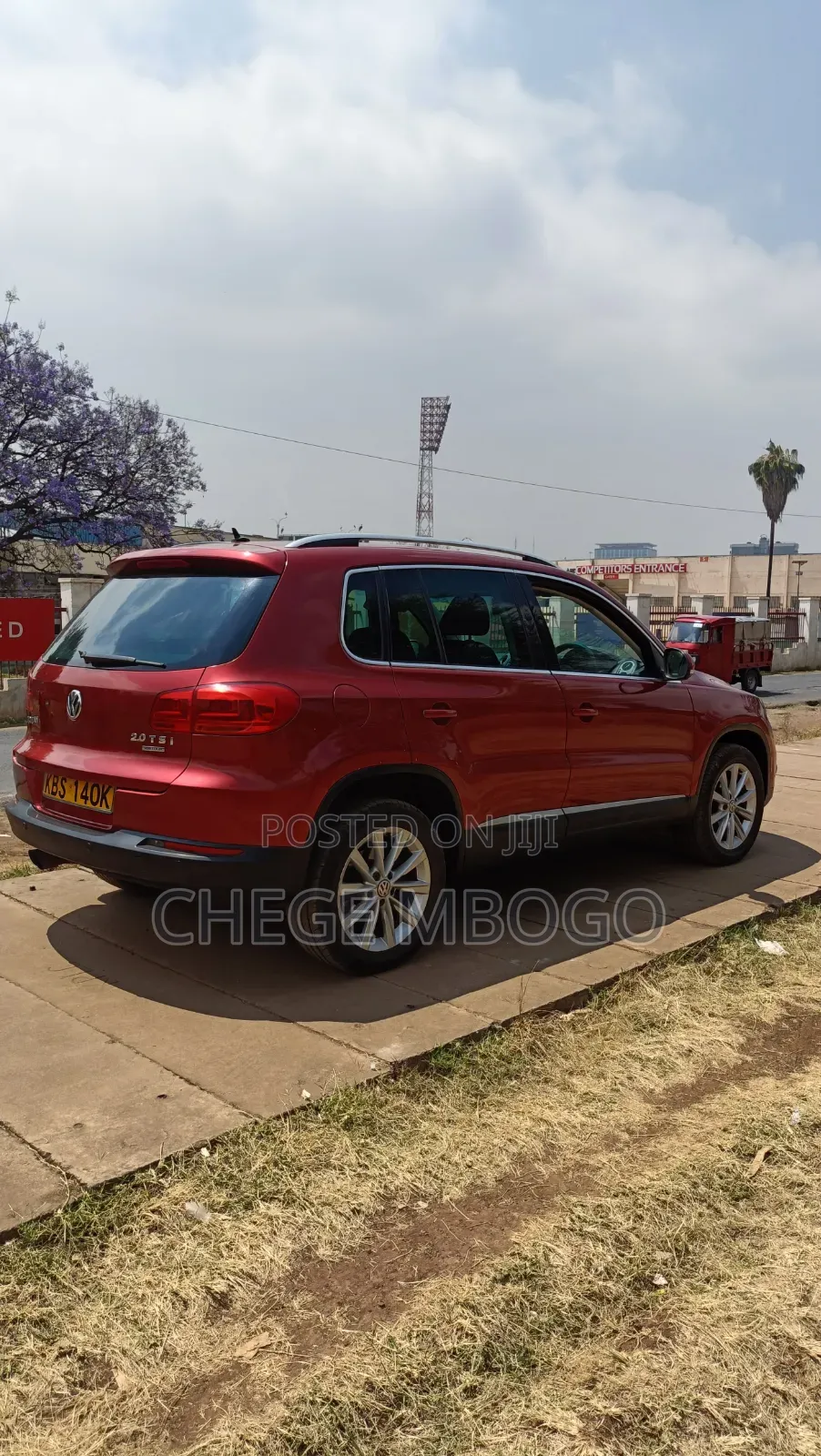 Volkswagen Tiguan SE 4Motion 2011 Red