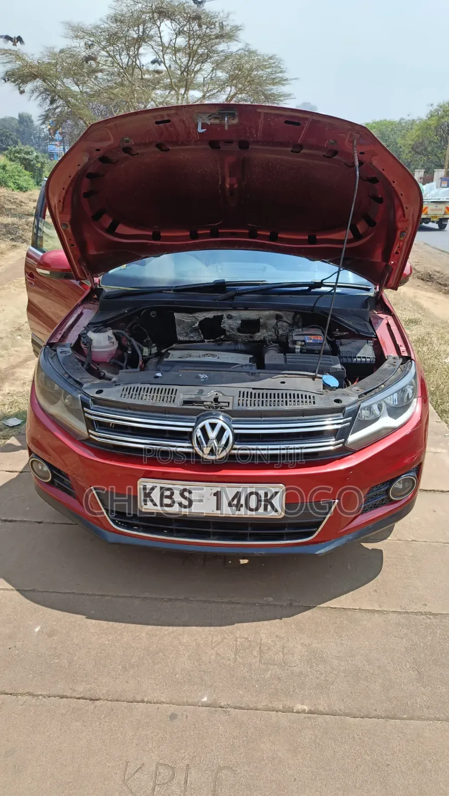 Volkswagen Tiguan SE 4Motion 2011 Red