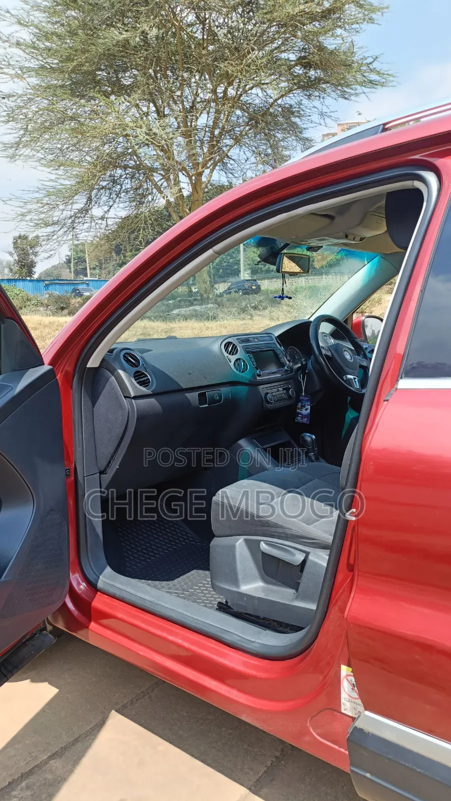 Volkswagen Tiguan SE 4Motion 2011 Red
