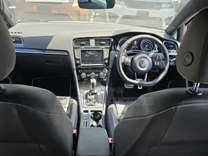 Volkswagen Golf R 4-Door w/DCC & Navigation 2018 Blue