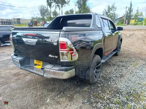 Toyota Hilux Revo Double Cab Deisel 2.4 AWD 2019 Black