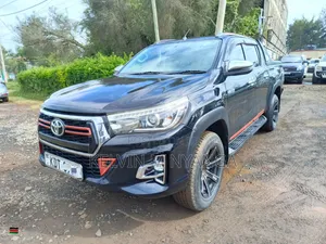 Toyota Hilux Revo Double Cab Deisel 2.4 AWD 2019 Black