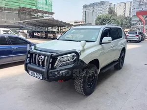 Toyota Land Cruiser Prado 2016 White