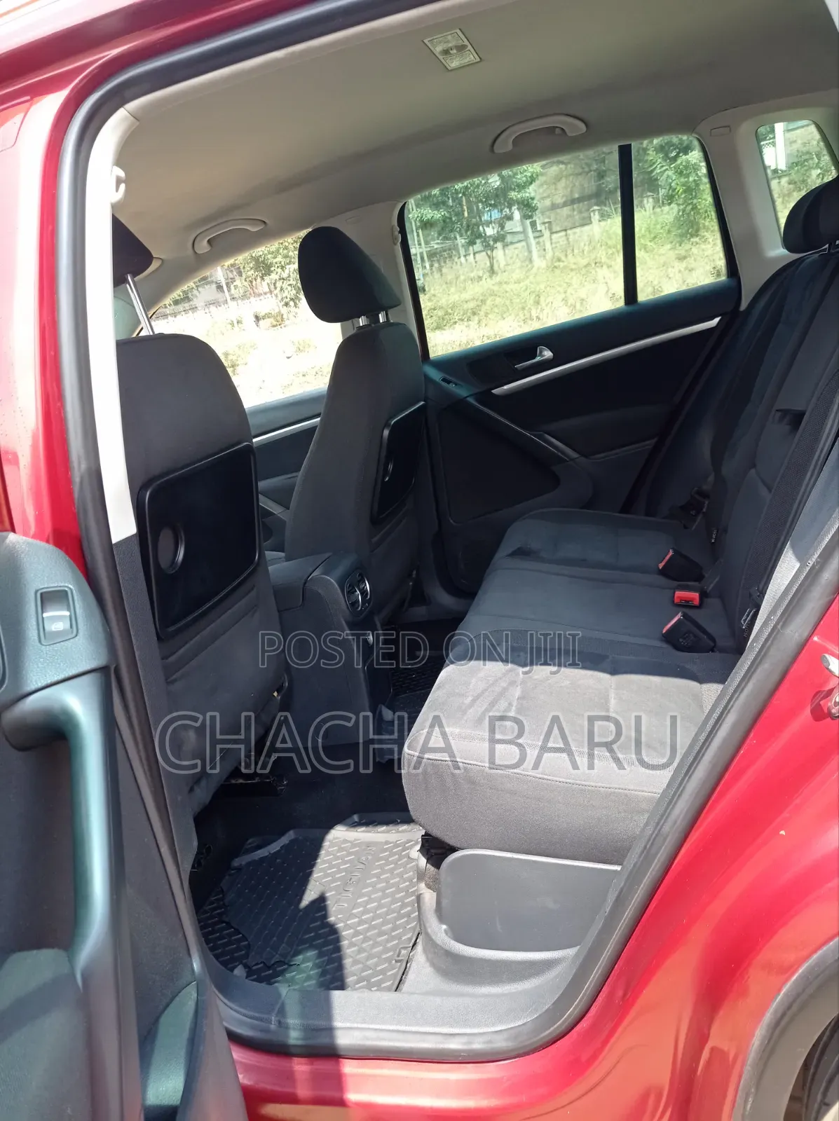 Volkswagen Tiguan S 4Motion 2011 Red