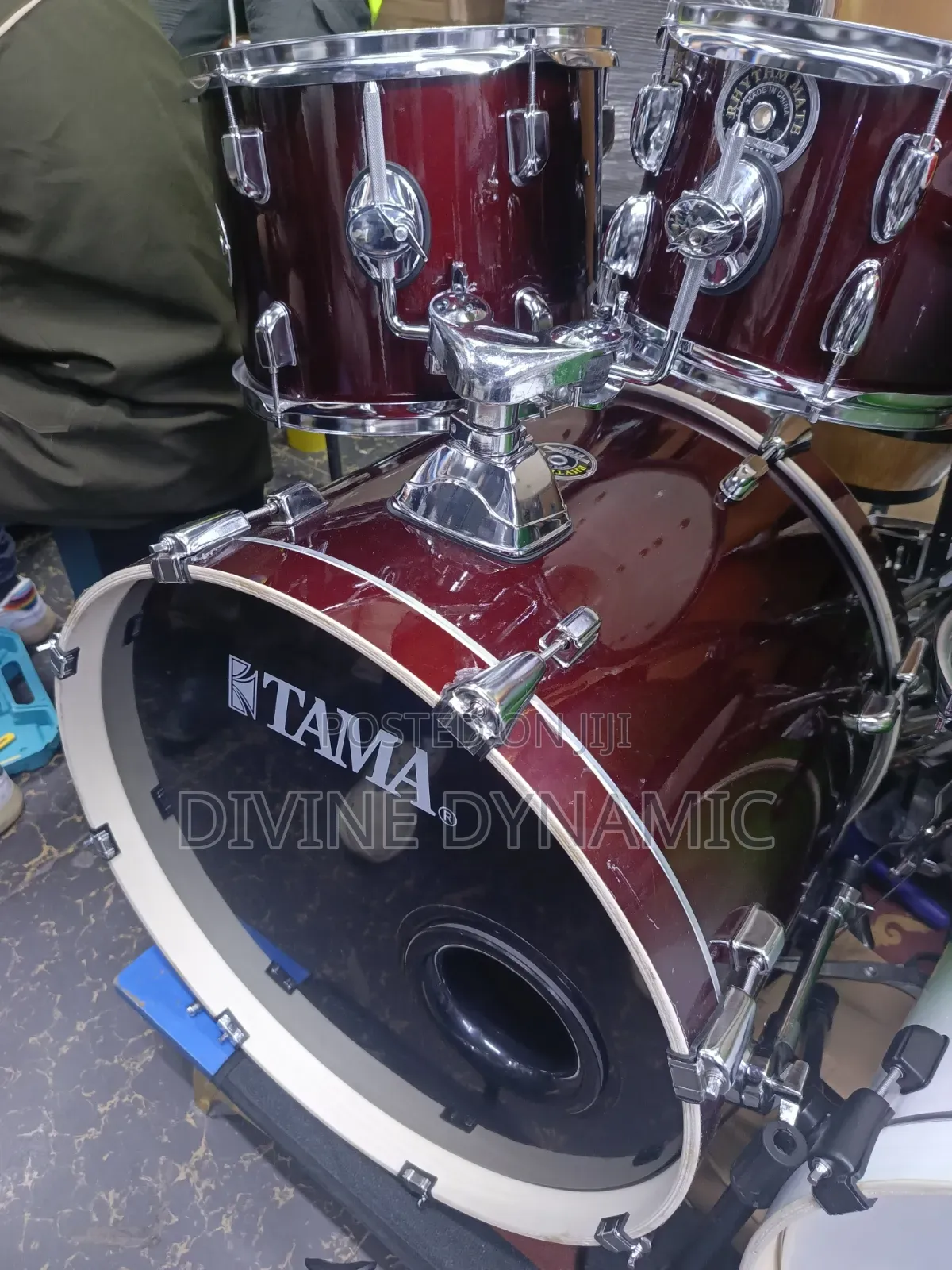 Tama Drum Set