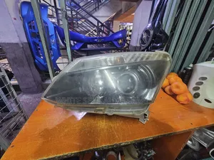 Isuzu Dmax Headlight
