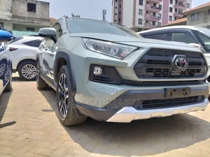 Toyota RAV4 Adventure 2019