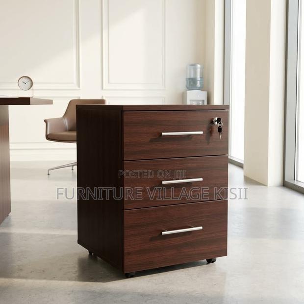 Office Furniture; 3-Drawer Mobile Pedestral Cabinet
