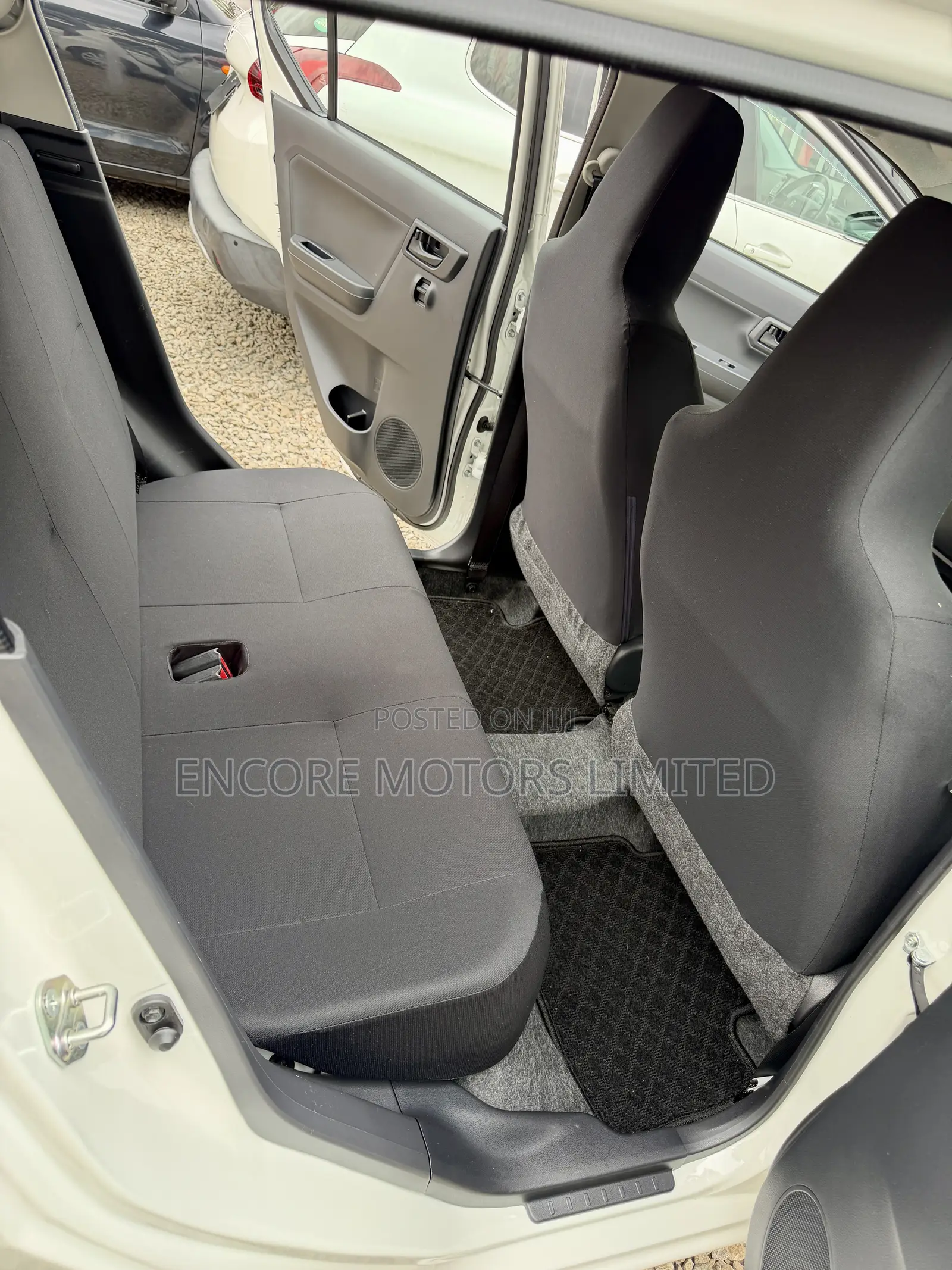 Daihatsu Mira 2019 White
