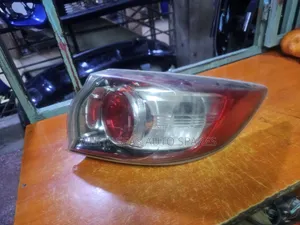 Axela 2010 Taillight