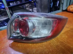 Axela 2010 Taillight