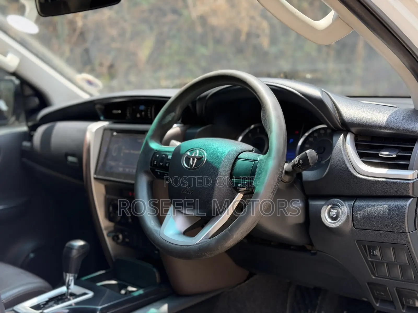 Toyota Fortuner 2.5 D AWD 2019 White