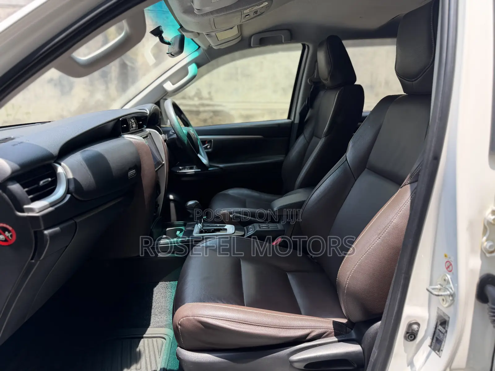 Toyota Fortuner 2.5 D AWD 2019 White