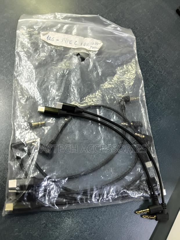 USB-C to 3.5mm TRRS Audio/Control Breakout or Recording Cables