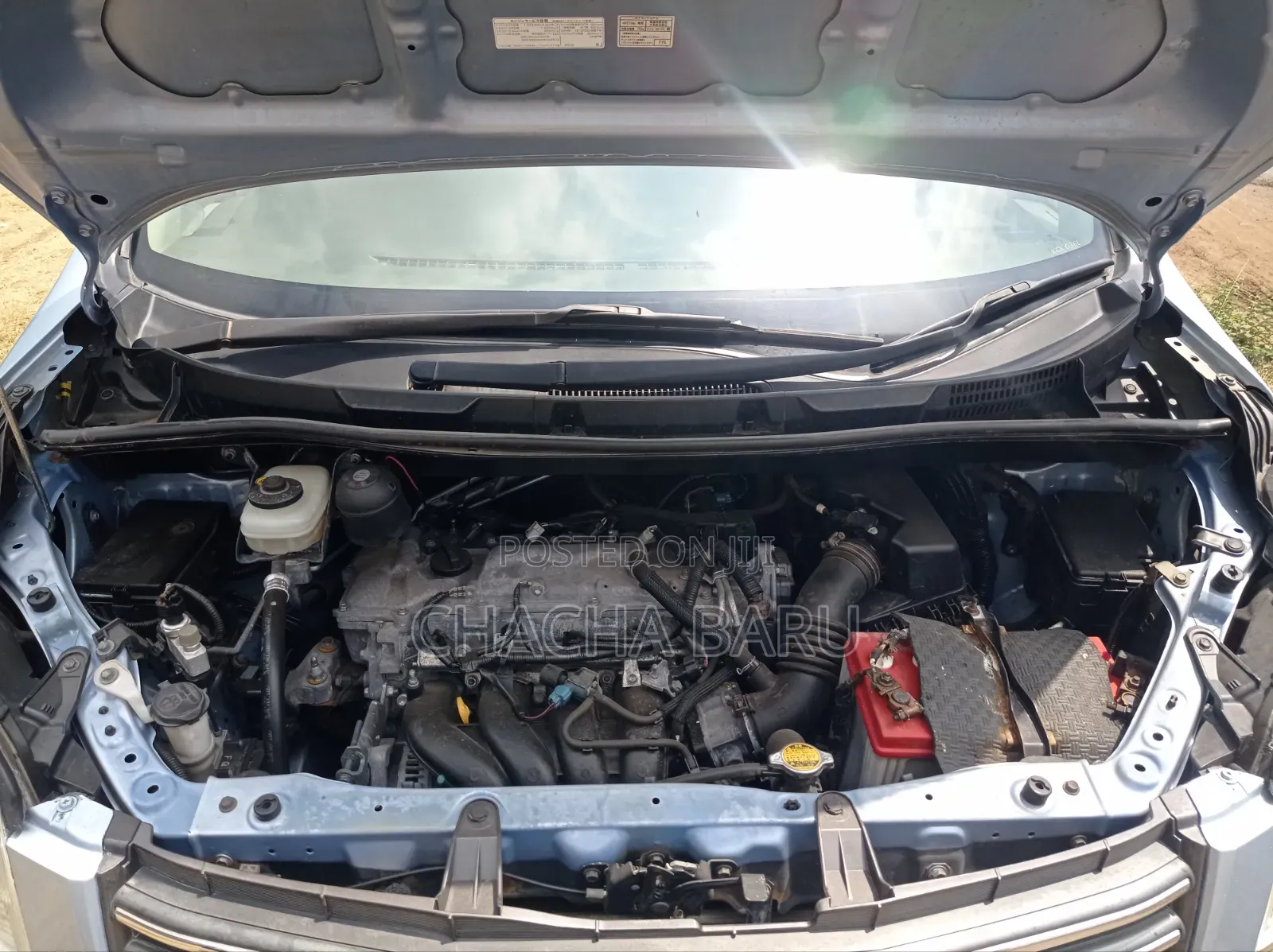 Toyota Noah 2.0 158hp FWD (8 Seater) 2012 Blue