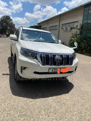 Toyota Land Cruiser Prado 2.8 2018 White