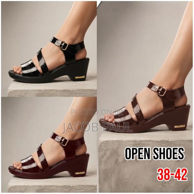 Ladies Open Heels
