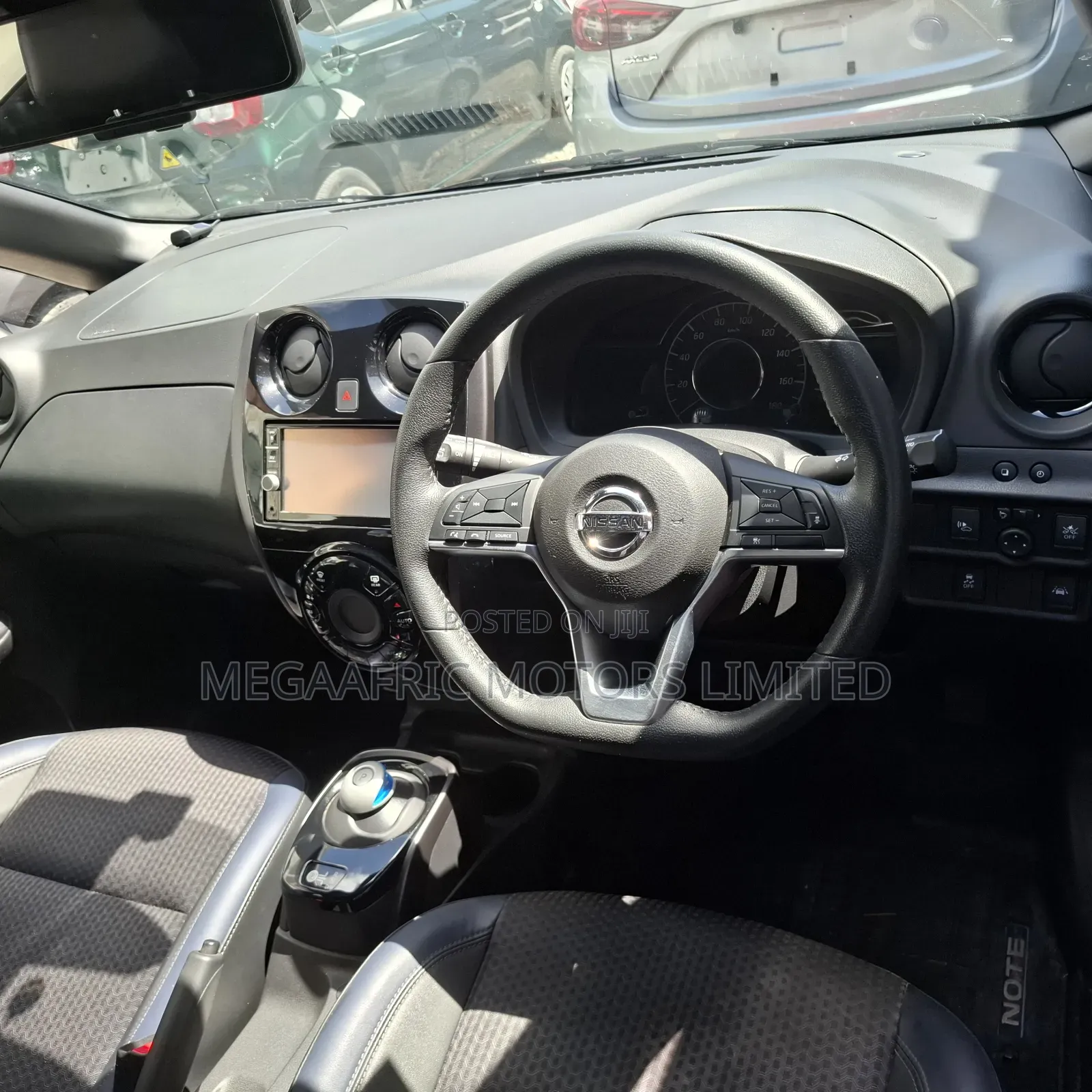Nissan Note 1.2 Hybrid NISMO 2019 Red
